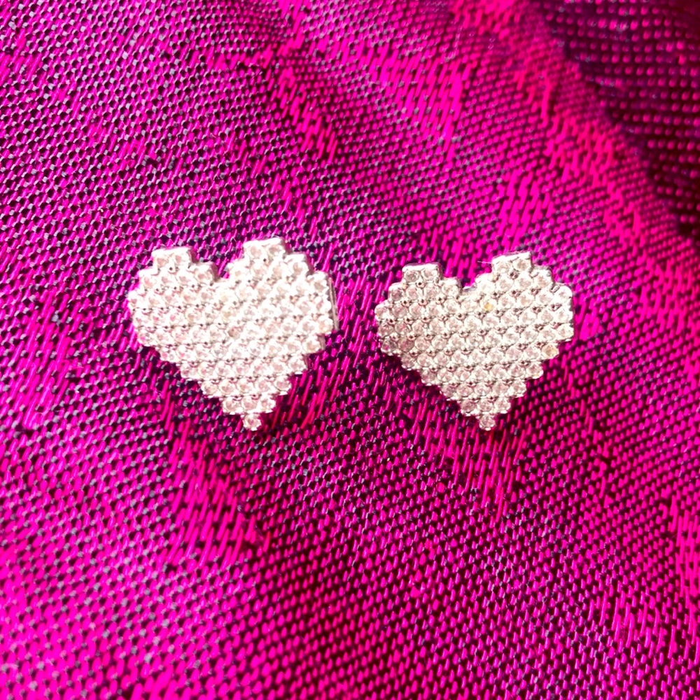 925 Sterling silver checkered heart earrings